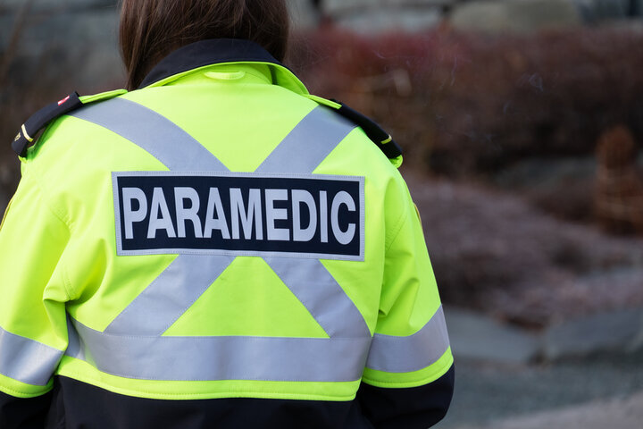 Paramedic personnel 